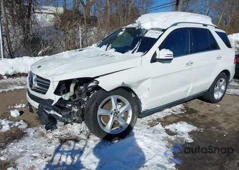 2018 Mercedes-Benz Gle 350 4Matic z USA, uszkodzony, nr VIN 4JGDA5HB1JB145342